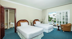 Sunrise Nha Trang Beach Hotel & Spa Sunrise Nha Trang Beach Hotel & Spa